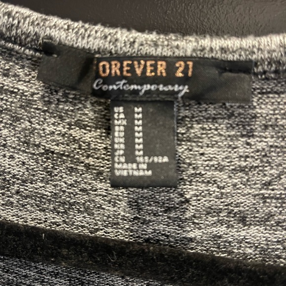 Forever 21 short sleeve Knit Maxi dress, form fitting - Picture 3 of 3